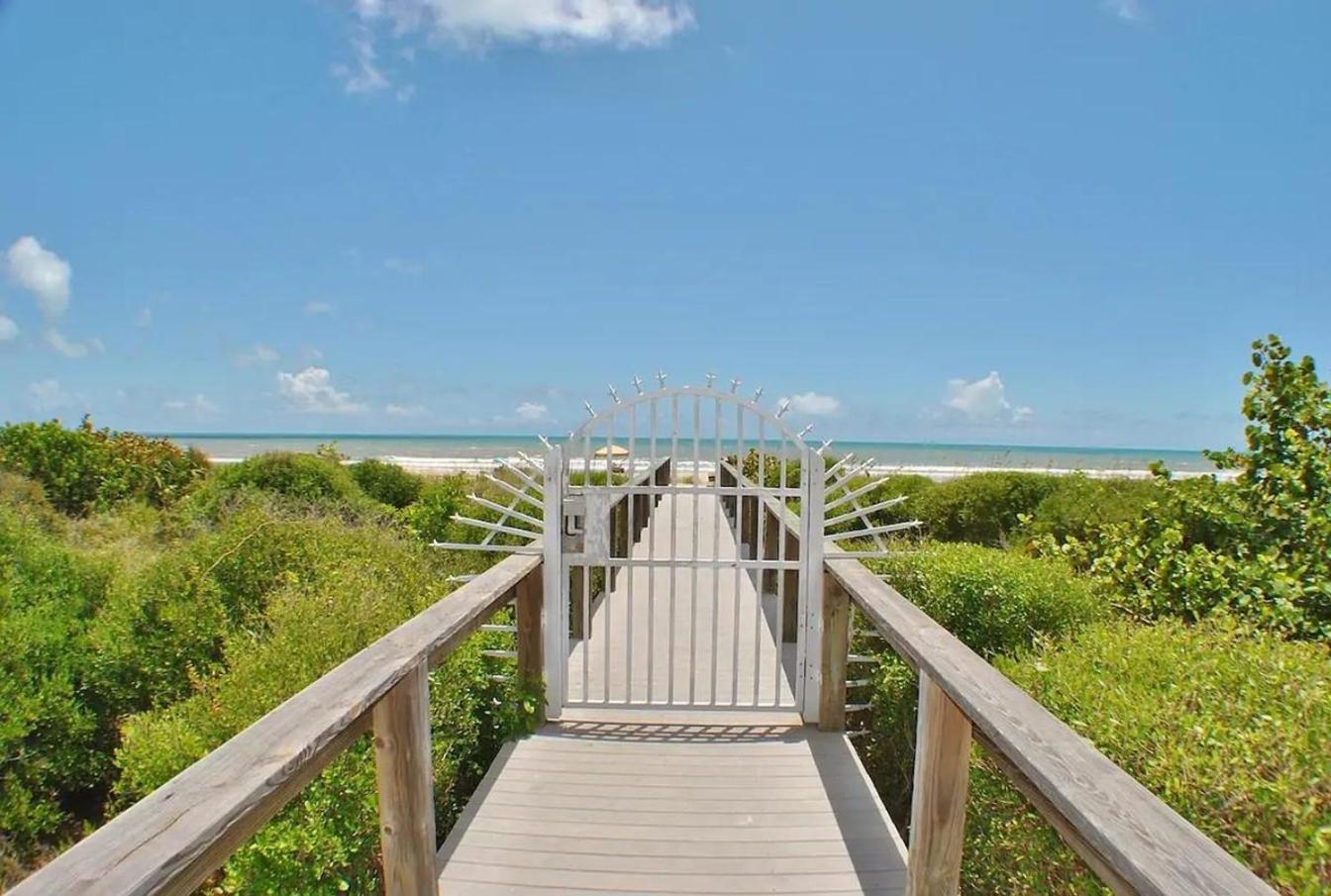 Hébergement de vacances Oceanfront Royal Mansions! Paradise Awaits!